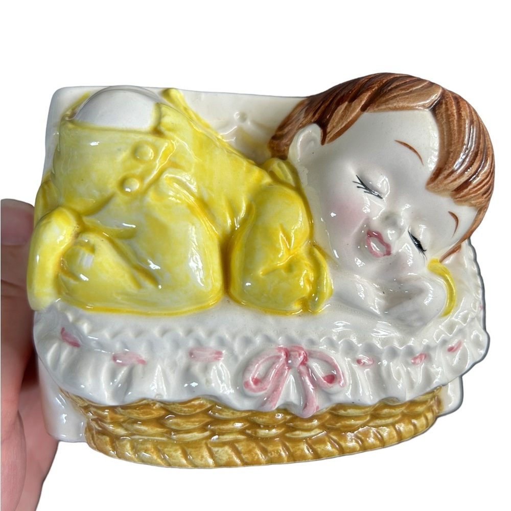 SALE VTG 1950s Ceramic Napping Baby Bottom Planter Vase MCM Retro Nursery Decor - Picture 11 of 11